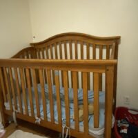 delta children's crib
